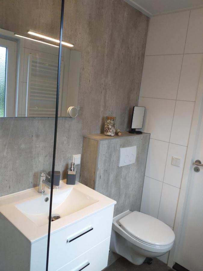 Ferienhaus / Chalet / Bungalow Am See, Holland, Niederlande, Lathum Luaran gambar