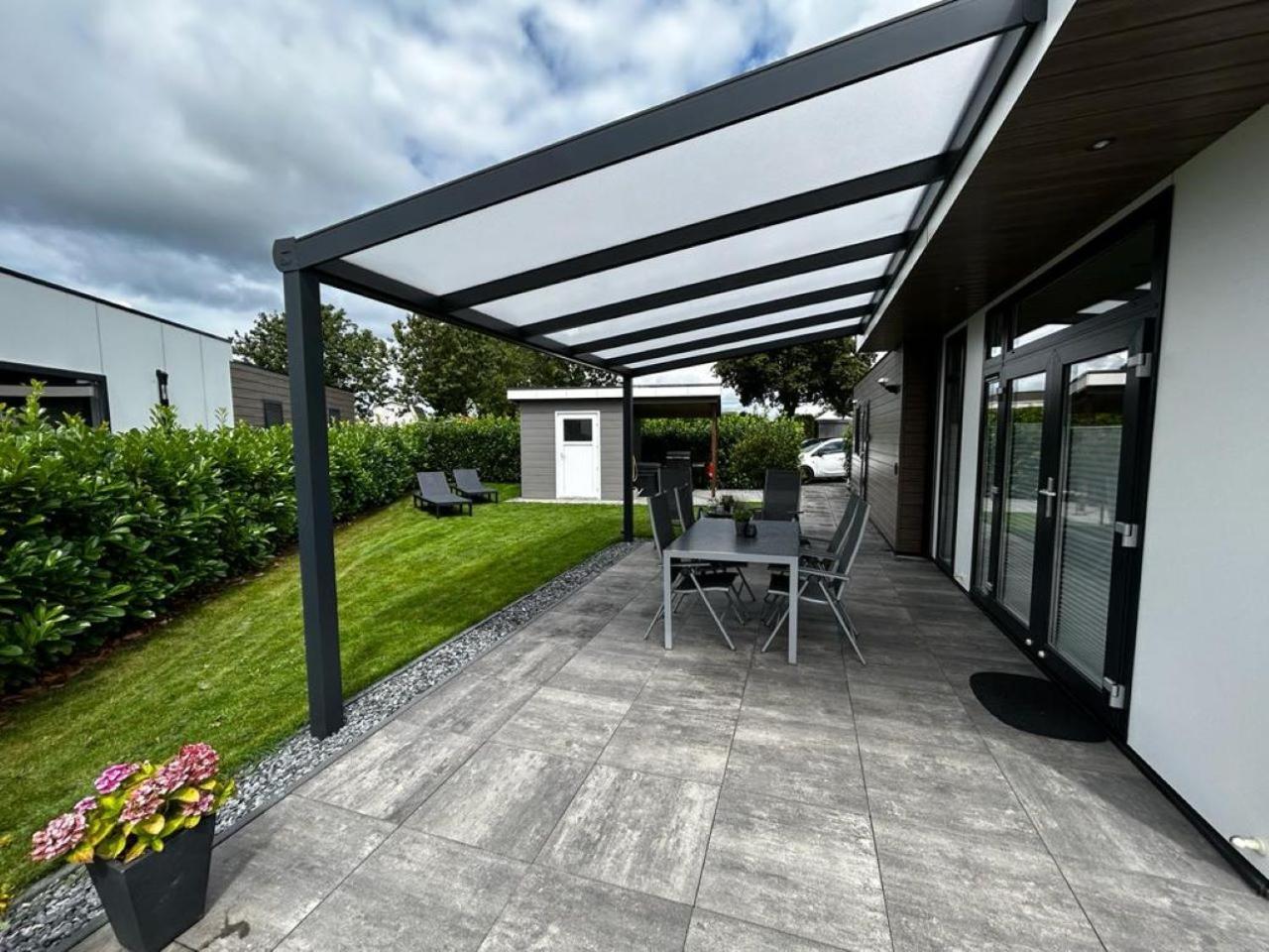 Ferienhaus / Chalet / Bungalow Am See, Holland, Niederlande, Lathum Luaran gambar