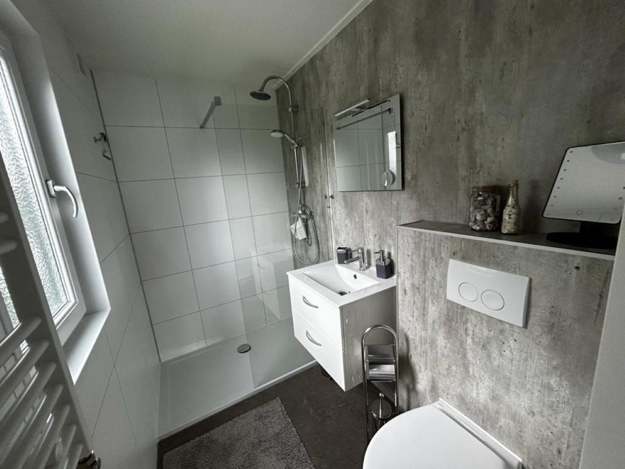 Ferienhaus / Chalet / Bungalow Am See, Holland, Niederlande, Lathum Luaran gambar